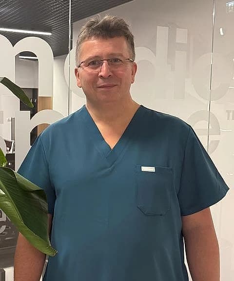 Kamil Dryżałowski - Chirurg ogólny i naczyniowy medical-space