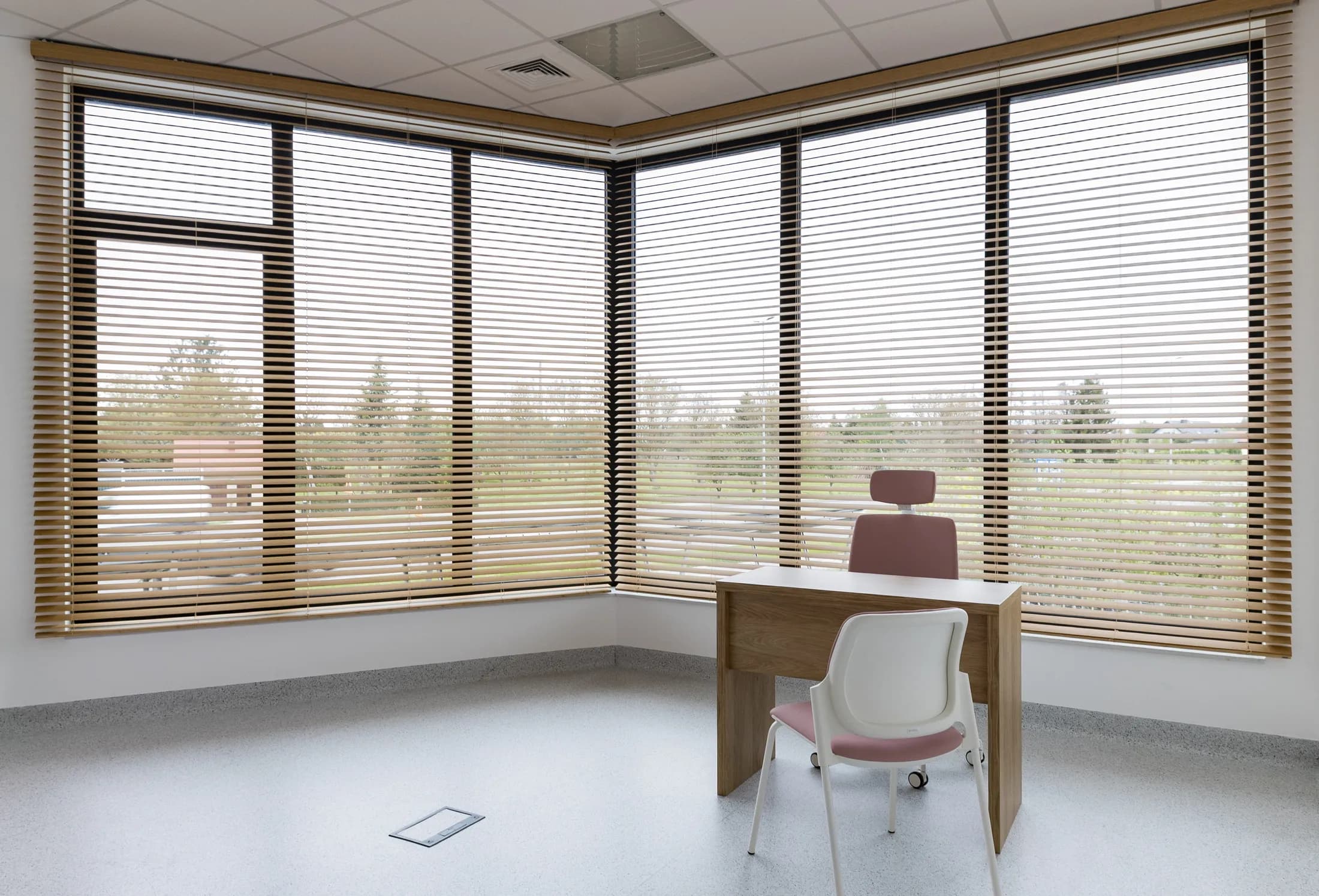 Gabinet medical-space przygotowany do konsultacji medycyny estetycznej